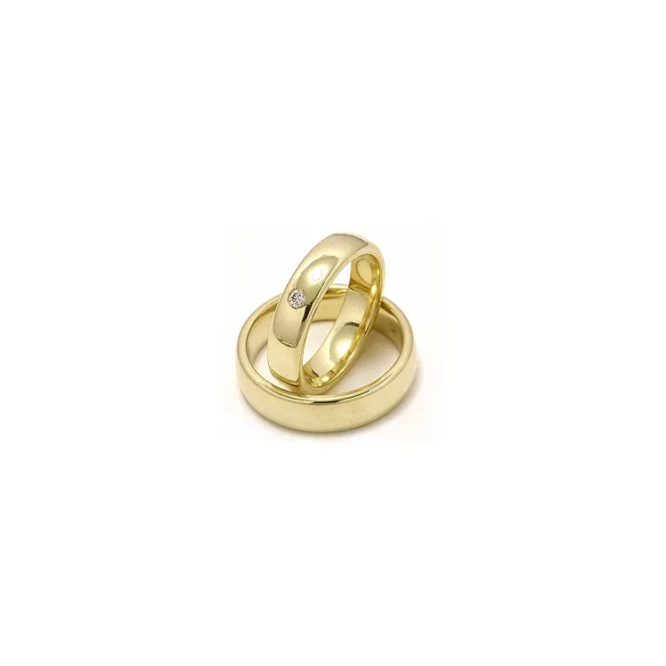 Vihkisormusta 14 karaatin kultaa 0,05 ct - setit
