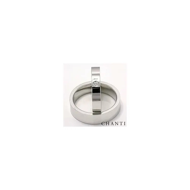 Vihkisormusta 14 karaatin valkokultaa 0,05 ct - setit