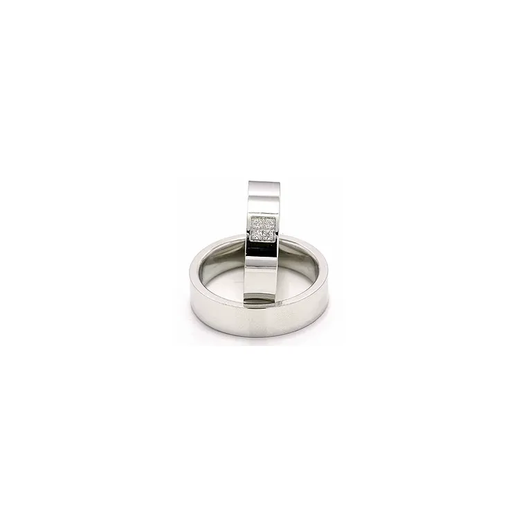 vihkisormusta 14 karaatin valkokultaa 4 x 0,0165 ct - setit