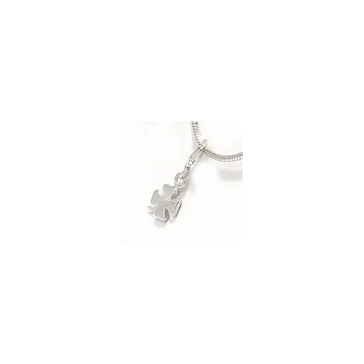 Apila charm hopeaa