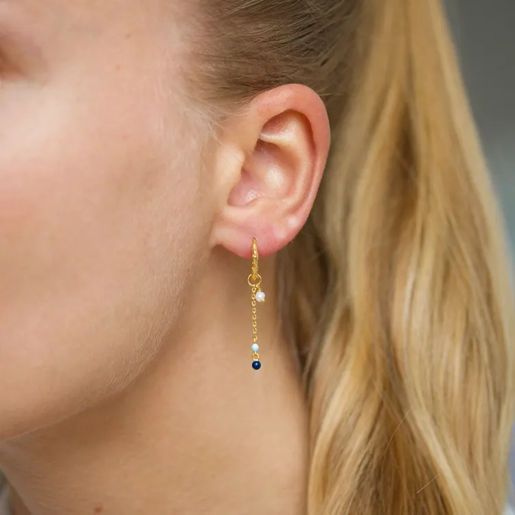 13 mm pitkät sininen rengas  kullattua hopeaa