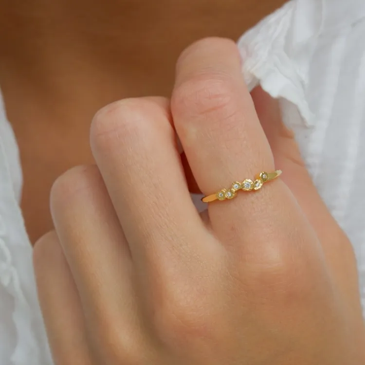 valkoinen zirkoni sormus kullattua hopeaa - Bubbly Sparkle