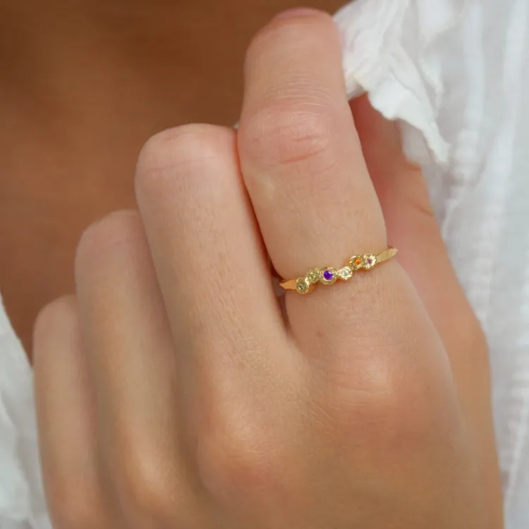 lila zirkoni sormus kullattua hopeaa - Bubbly Twist