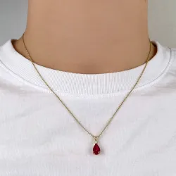 pisara punainen synteettinen rubiini riipus  9 karaatin kultaa - Gold Collection
