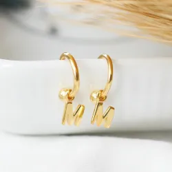 m-kirjain rengaskorvakorut  kullattu hopea - My Letter