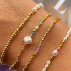 Hultquist Penelope rannekoru  kullattua hopeaa