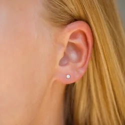 2,5 mm nappikorvakorut 9 karaatin kultaa kanssa zirkoni - Gold Collection