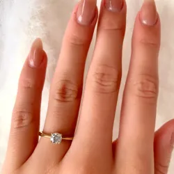 zirkoni solitaire-sormus 9 karaatin kultaa - Gold Collection