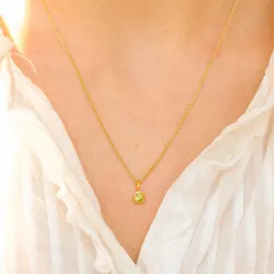 pieni peridootti riipus  kullattua hopeaa - Loom Stones