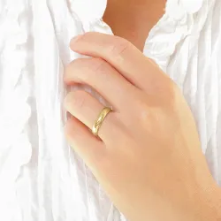 4 mm timantti vihkisormusta 14 karaatin kultaa 0,03 ct - setit