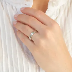 5 mm timantti vihkisormusta 14 karaatin valkokultaa 0,008 ct ja 0,02 ct - setit