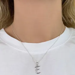 e-kirjain riipus  hopeaa - My Letter