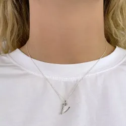 v-kirjain riipus  hopeaa - My Letter