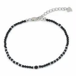 Kivi rannekoru  onyx-kiveä ja hematite.