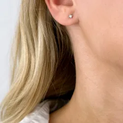 2 x 0,05 ct lab grown timantti solitaire-nappikorvakorut 14 karaatin valkokultaa kanssa lab grown timantti 