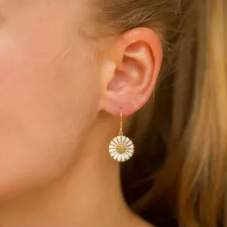 15 mm päivänkakkara korvarenkaat  kullattua hopeaa - Marie