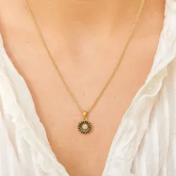 11 mm päivänkakkara musta riipus  kullattua hopeaa - Marie