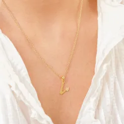 v-kirjain riipus  kullattua hopeaa