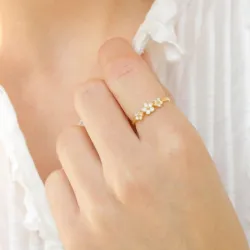 päivänkakkara valkoinen sormus kullattua hopeaa - Majse