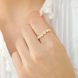 päivänkakkara valkoinen sormus kullattua hopeaa - Majse