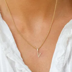 v-kirjain riipus  8 karaatin kultaa - My Letter