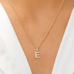 e-kirjain riipus  8 karaatin kultaa - My Letter