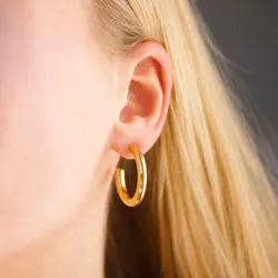 27 mm vedenkestävät rengaskorvakorut  kullattu teräs - OCEANA