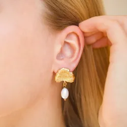 vedenkestävät korvarenkaat  kullattu teräs - OCEANA