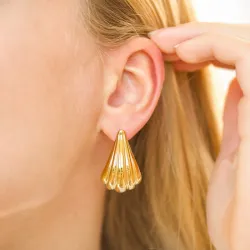 vedenkestävät korvarenkaat  kullattu teräs - OCEANA