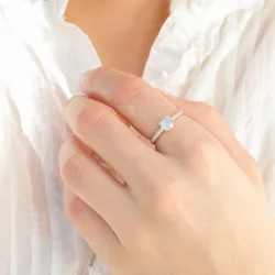 valkoinen zirkoni sormus rodinoitua hopeaa