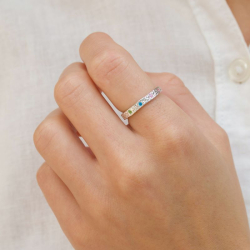 monivärinen zirkoni sormus hopea